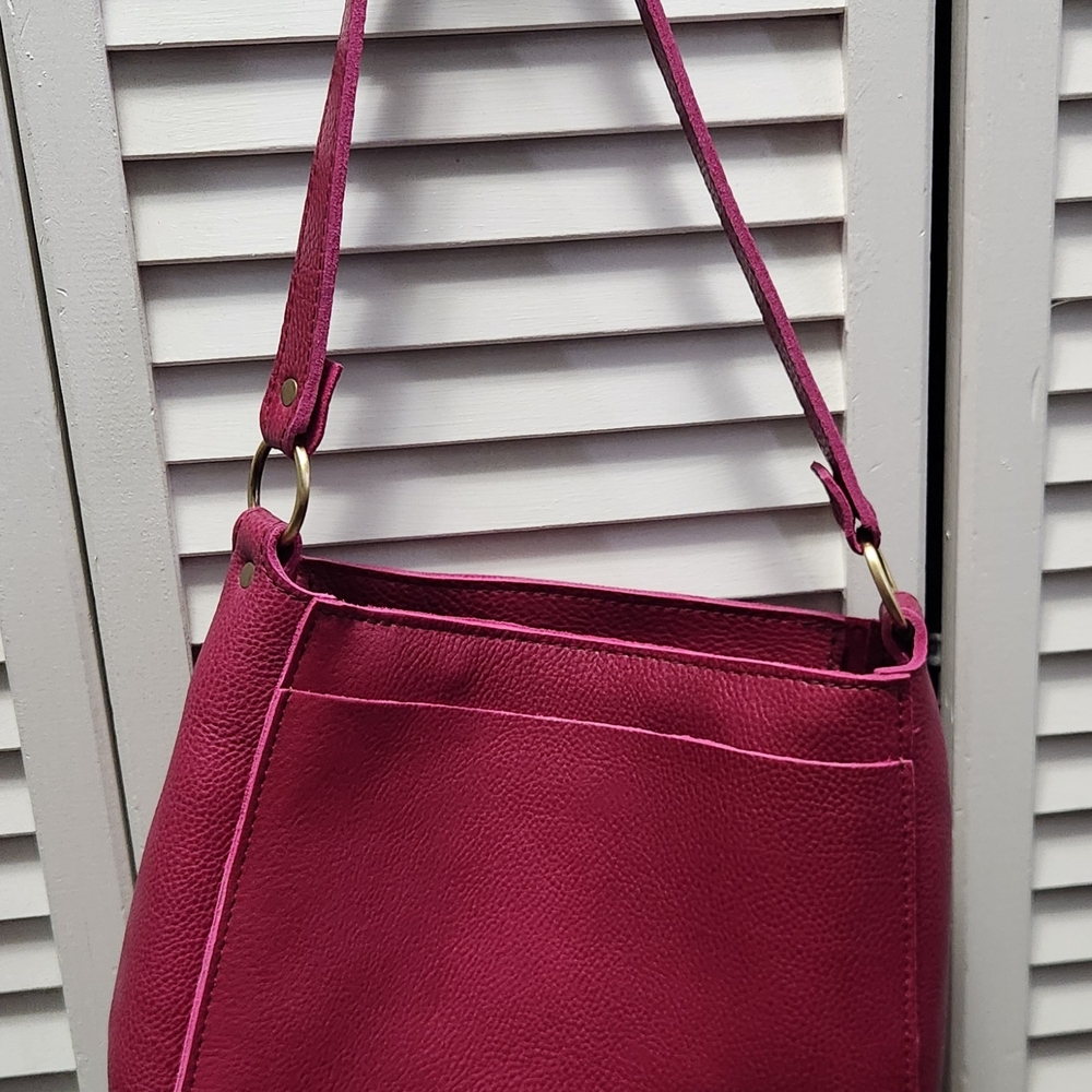 Portland Leather Goods Premium Cosmo Triangle - New